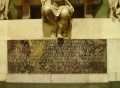 Firenze - Lapide e monumento funebre a Michelangelo - in S.Croce.jpg