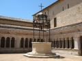 Foligno - L'abbazia di Sassovivo - Il chiostro.jpg