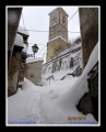 Goriano Sicoli - Nevicata - la torre campanaria pericolante.jpg