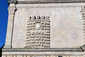Gravina in Puglia - dettaglio facciata Chiesa S. Maria delle Grazie.jpg