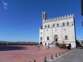 Gubbio - Piazza del Duomo - Piazza.jpg