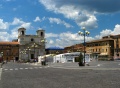L'Aquila - La piazza del duomo.jpg