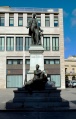 Lecce - Monumento a Sigismondo Castromediano - nella omonima piazza.jpg