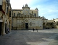Lecce - Piazza Duomo - con il Duomo.jpg