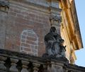 Manduria - Chiesa Madonna del Carmine - statua in alto a dx.jpg