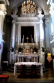 Manduria - Chiesa della Purificazione - Altare navata centrale.jpg