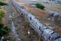 Manduria - Mura Messapiche e tombe - zona scavi archeologici -.jpg