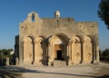Manfredonia - Basilica di Siponto.jpg