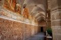 Maruggio - Chiesa di Santa Maria delle Grazie annessa all'ex Convento dei Frati Minori Osservanti - chiostro con affreschi.jpg