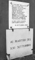 Matera - Lapide al cippo ai caduti del Palazzo della Milizia - 21 settembre 1943.jpg