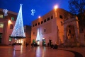 Matera - Piazza Vittorio Veneto durante le feste natalizie - Fontana.jpg