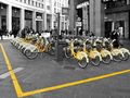 Milano - Bike-sharing in Piazza S. Babila.jpg