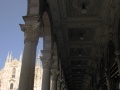 Milano - Il Duomo di Milano - visto dal sottoportico.jpg