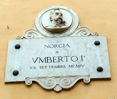 Norcia - a Umberto I.jpg