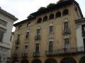 Novara - Piazza della Repubblica - altro palazzo.jpg