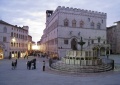 Perugia - Piazza IV Novembre - pomeriggio.jpg