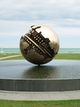 Pesaro - La grande sfera - di Arnaldo Pomodoro.jpg