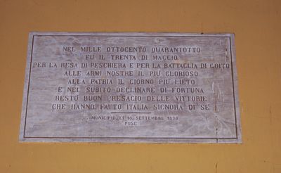 Peschiera del Garda - In Piazza San Marco - (Ex Piazza delle Erbe).jpg
