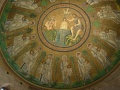 Ravenna - Battistero degli Ariani - decorazione cupola in mosaici.jpg