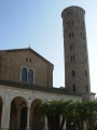 Ravenna - S.Apollinare Nuovo - esterno con campanile.jpg
