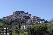Rocca Imperiale - panoramica.jpg