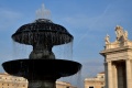 Roma - Fontana Piazza San Pietro.jpg