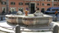 Roma - Fontana di Piazza Colonna.jpg