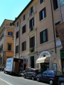 Roma - Piazza D'Ara Coeli - con lapide Ermini.jpg