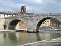 Roma - Ponte Cestio b.jpg