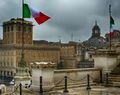 Roma - Scorcio con bandiera.jpg