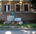 Roma - monumento a Trilussa.jpg
