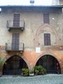 Saluzzo - Antico Borgo Medioevale - Edificio storico.jpg