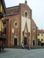 Saluzzo - Cattedrale - Vista laterale.jpg
