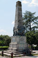 San Gimignano - Monumento ai caduti in guerra - Giardini pubblici.jpg