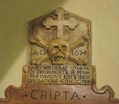 Sant'Agata di Puglia - sulla porta Cripta.jpg