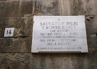 Sassari - Lapide Salvator Ruiu - Via Decimario 14.jpg