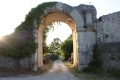 Sepino - La Porta di Benevento.jpg