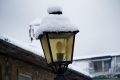 Serra San Bruno - Lampione di una villetta di serra... - Lampione col cappello fatto di neve....jpg