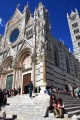 Siena - Il Duomo - Folla di turisti.jpg