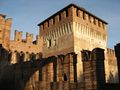 Soncino - Castello - torre quadrata.jpg