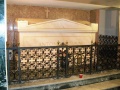 Stresa - Santuario Santissimo Crocefisso - Cripta - Tomba del Beato Antonio Rosmini.jpg
