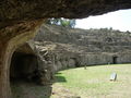 Sutri - L'Anfiteatro Romano - veduta a sinistra.jpg