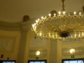Trieste - Lapide inaugurazione teatro restaurato - Veduta foyer e lampadario.jpg