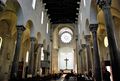 Troia - Cattedrale romanica di Maria Assunta - navata centrale.jpg