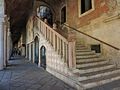 Vicenza - Scalone interno alla basilica.jpg