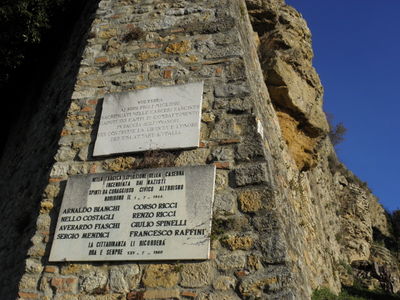 Volterra - Lapide ai caduti xxv luglio 1960 - Lapide.jpg