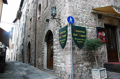 Rist. La Taverna del lupo.JPG