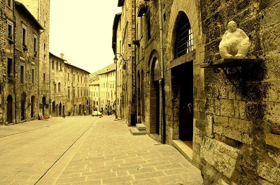 Viale centro storico.JPG