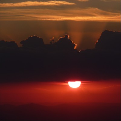 Rosso di sera....JPG