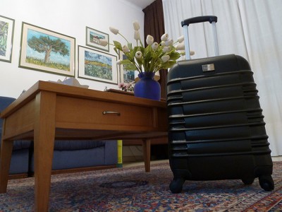 Trolley valigia Comuni Italiani.jpg